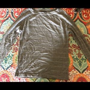 Gray long sleeve shirt